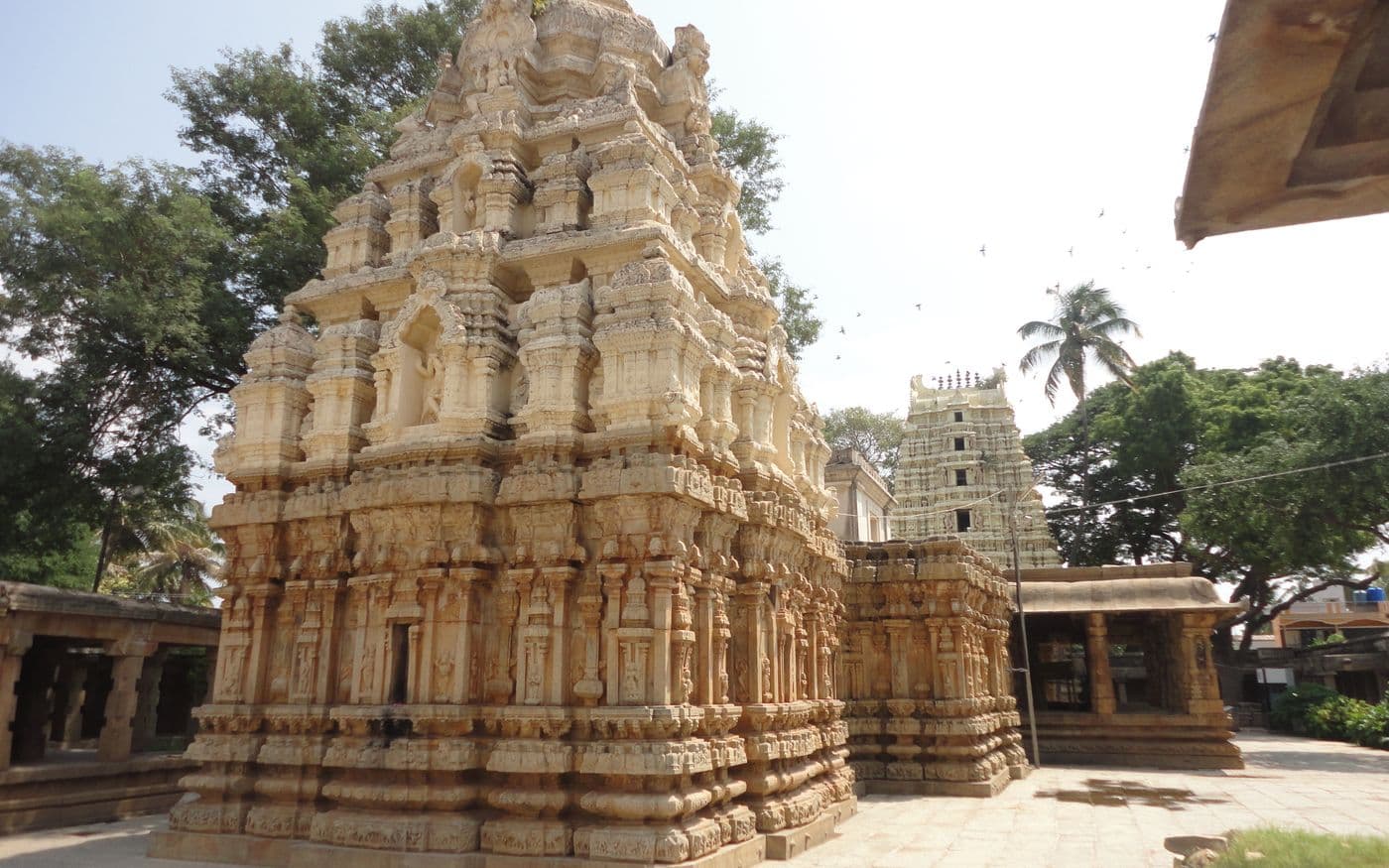 Temple architecture on the Kolar day-trip trail